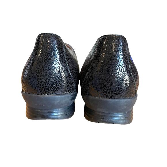 Dansko Addy Loafer in Black Crackle Women's EU 40 / US 9.5 - 10 - Picture 6 of 8